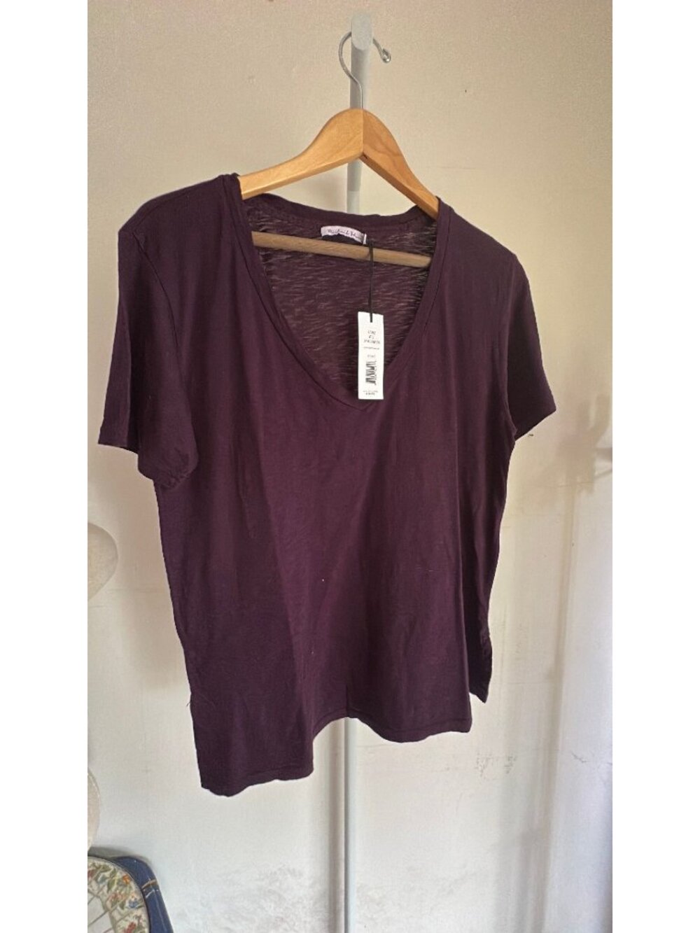 Levi V Neck Boyfriend Tee - ONE SIZE ONLY - Picture 2 of 5